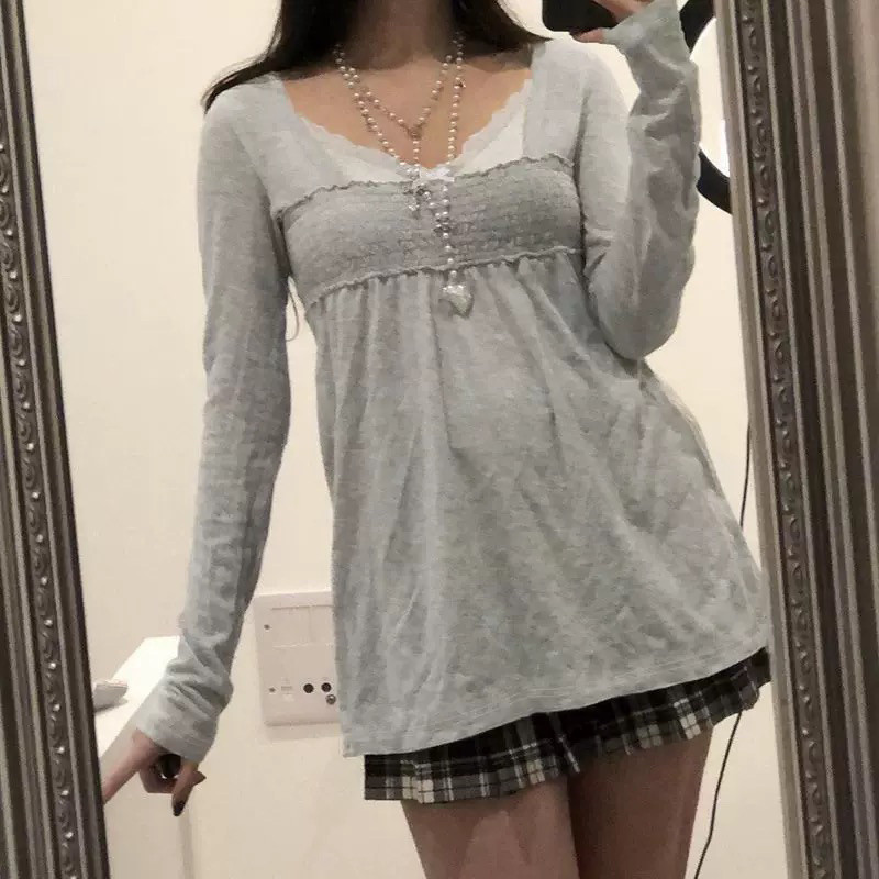 American Retro Women T Shirt S - đánh giá và giá Winter Clothing Aesthetic